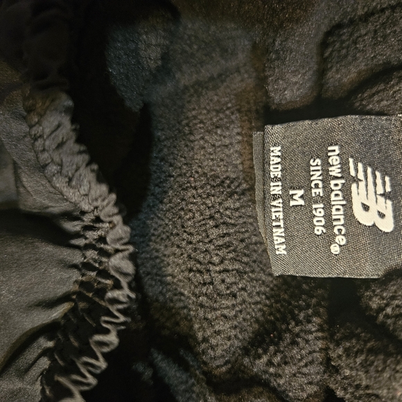 New Balance Black Athletic Men's Pants Size Medium - Picture 10 of 15